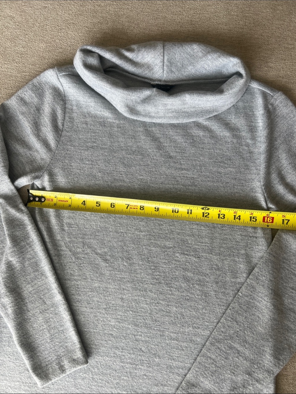 Ann Taylor Light Gray Knit Turtleneck Long Sleeve Top - Picture 7 of 9